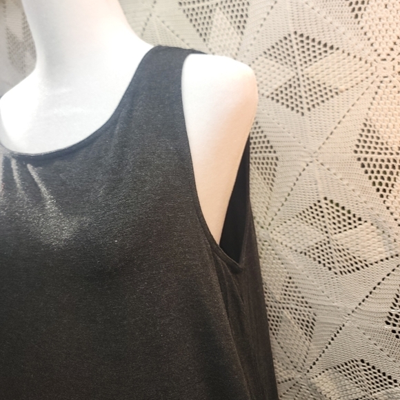 Eileen Fisher size medium black tank top. NWT hem is high low - Picture 10 of 10